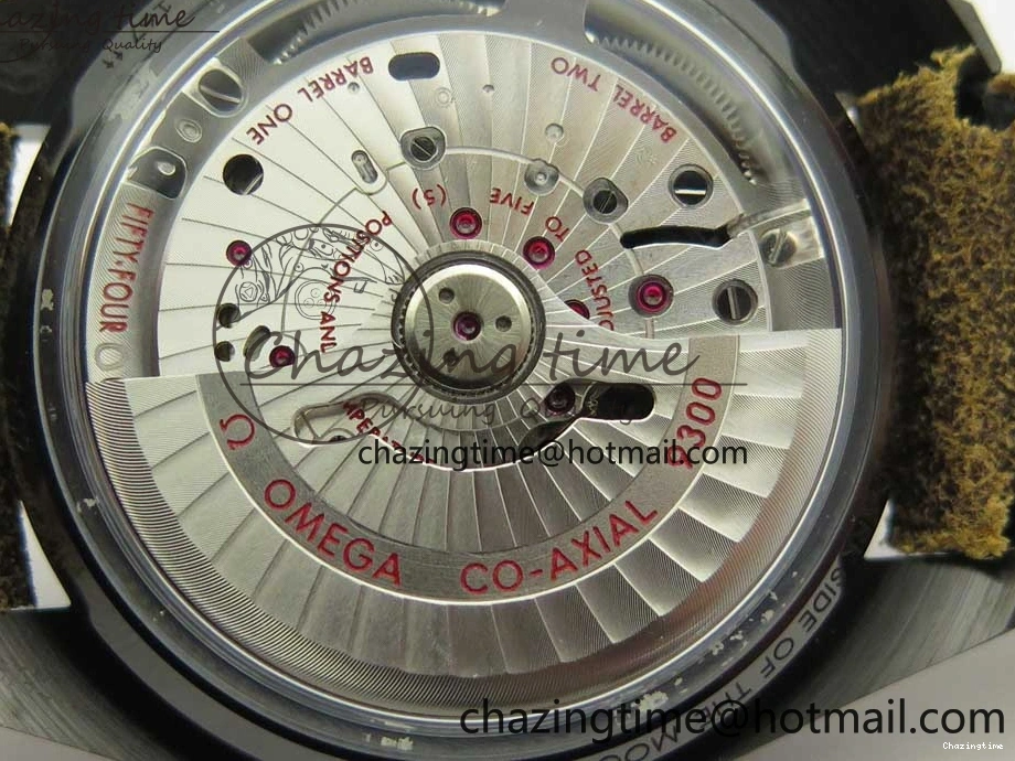 0118 SmoothTexture Speedmaster “Dark Side of The Moon” Real Ceramic OMF 1:1 Best Edition Vintage Black on Brown Leather Strap A 7975